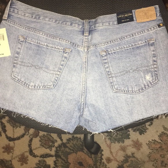Lucky Brand Shorts NEW WITH TAGS - Picture 6 of 9
